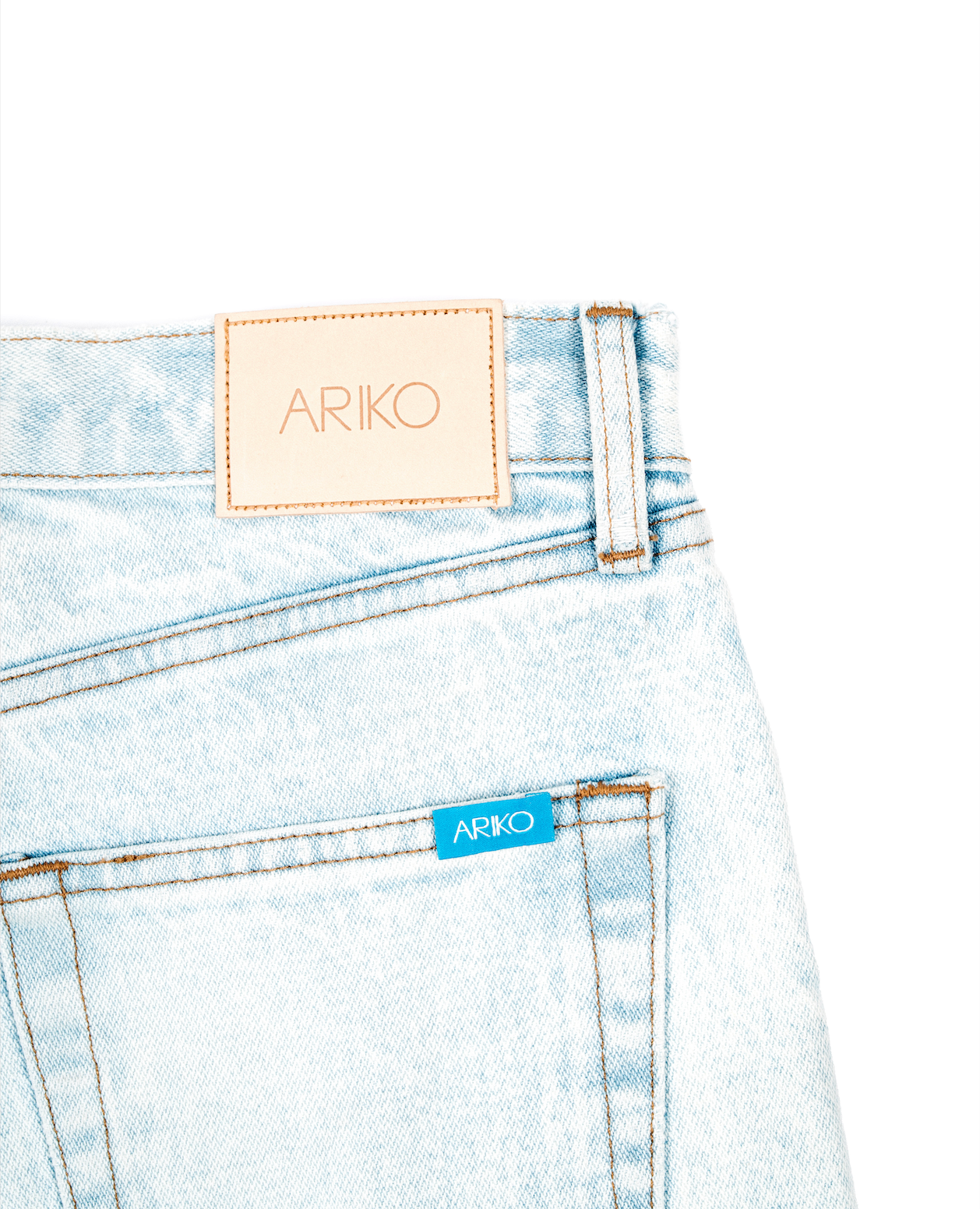 Denim Surf Shorts: Classic Style with Modern Fit Design - ARIKO LA